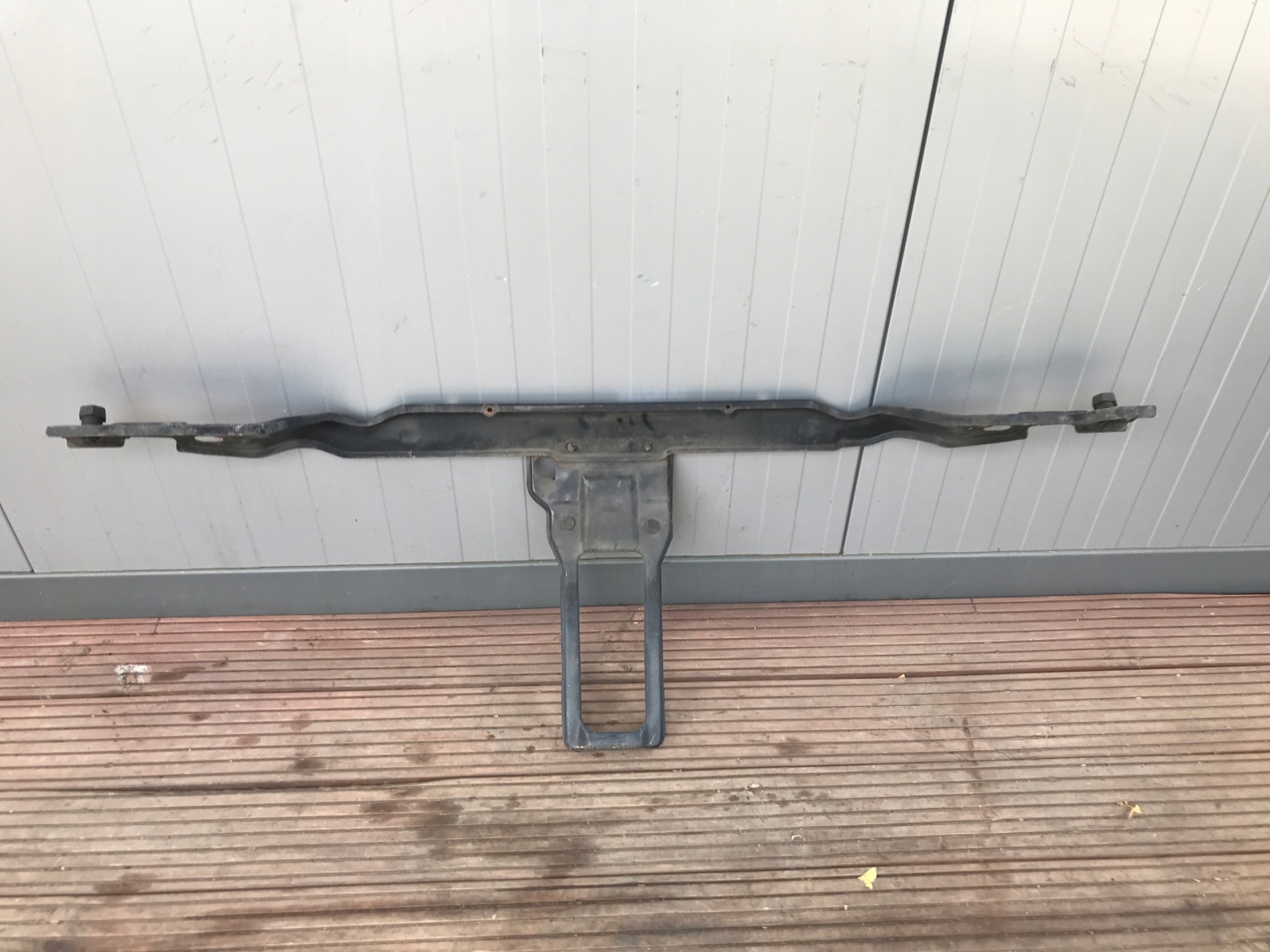 support panel for radiators pillar upper JEEP CHEROKEE KJ 04r