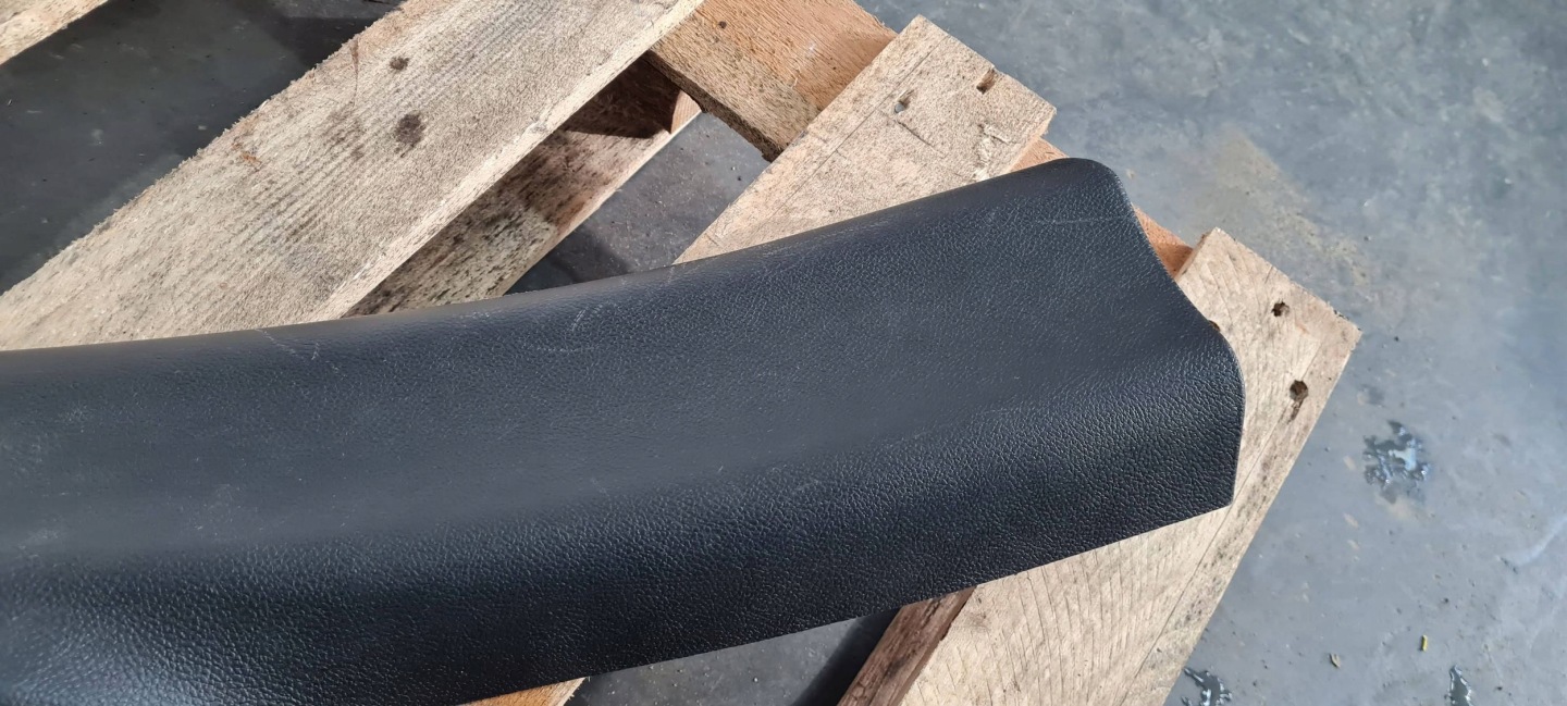 Jeep Grand Cherokee WL 2022 moulding cap threshold right rear part 6ML36TRMAB