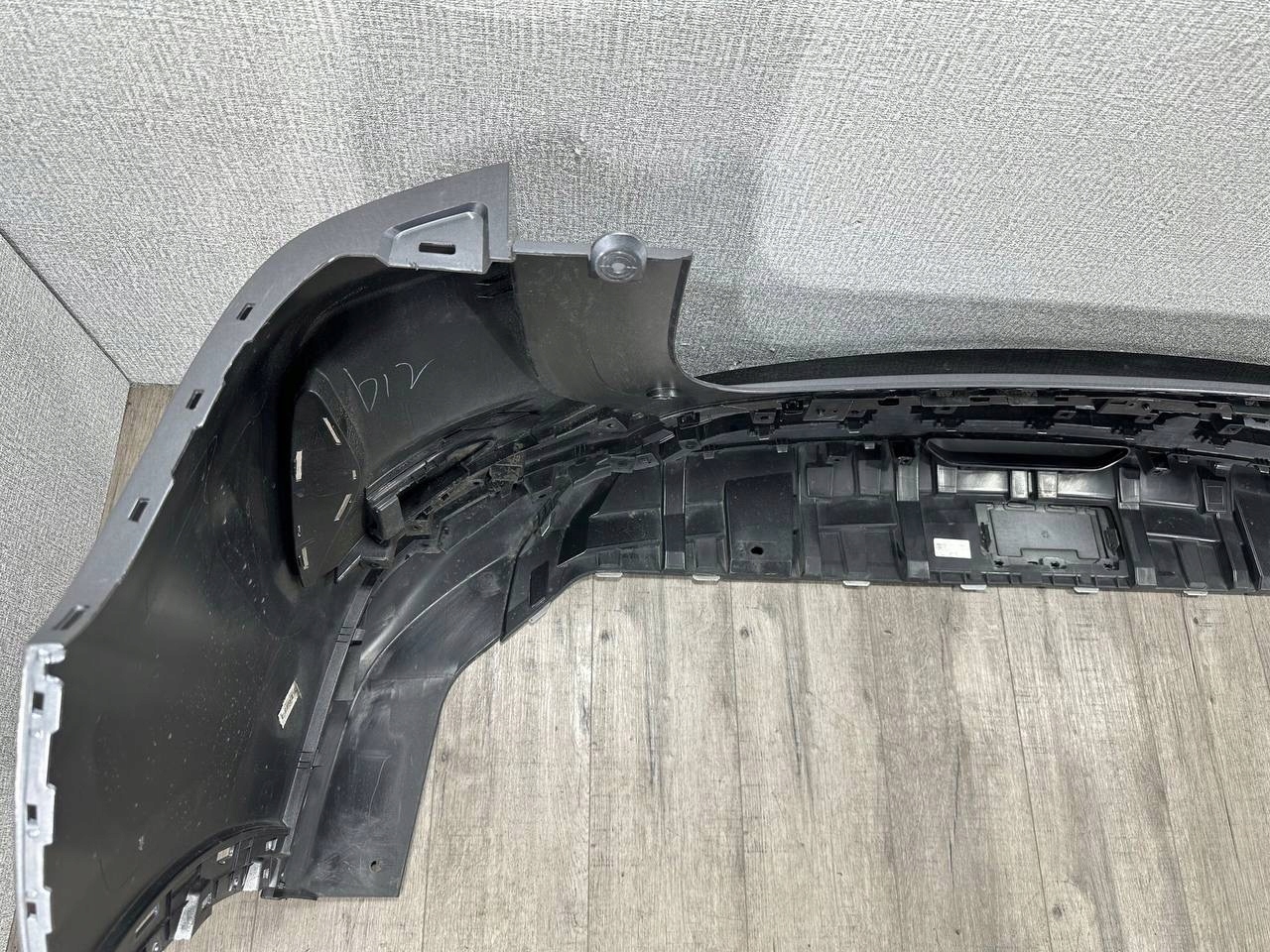 BYD SONG positif 2023-> pare choc arrière SA3HK-2804111