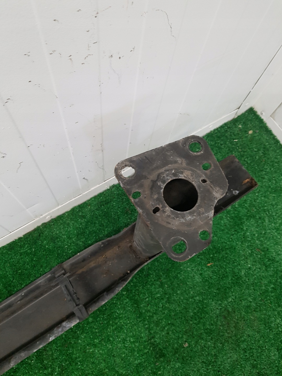 träger unter Frontstoßstange VOLKSWAGEN PASSAT B5 FL 3B0806642
