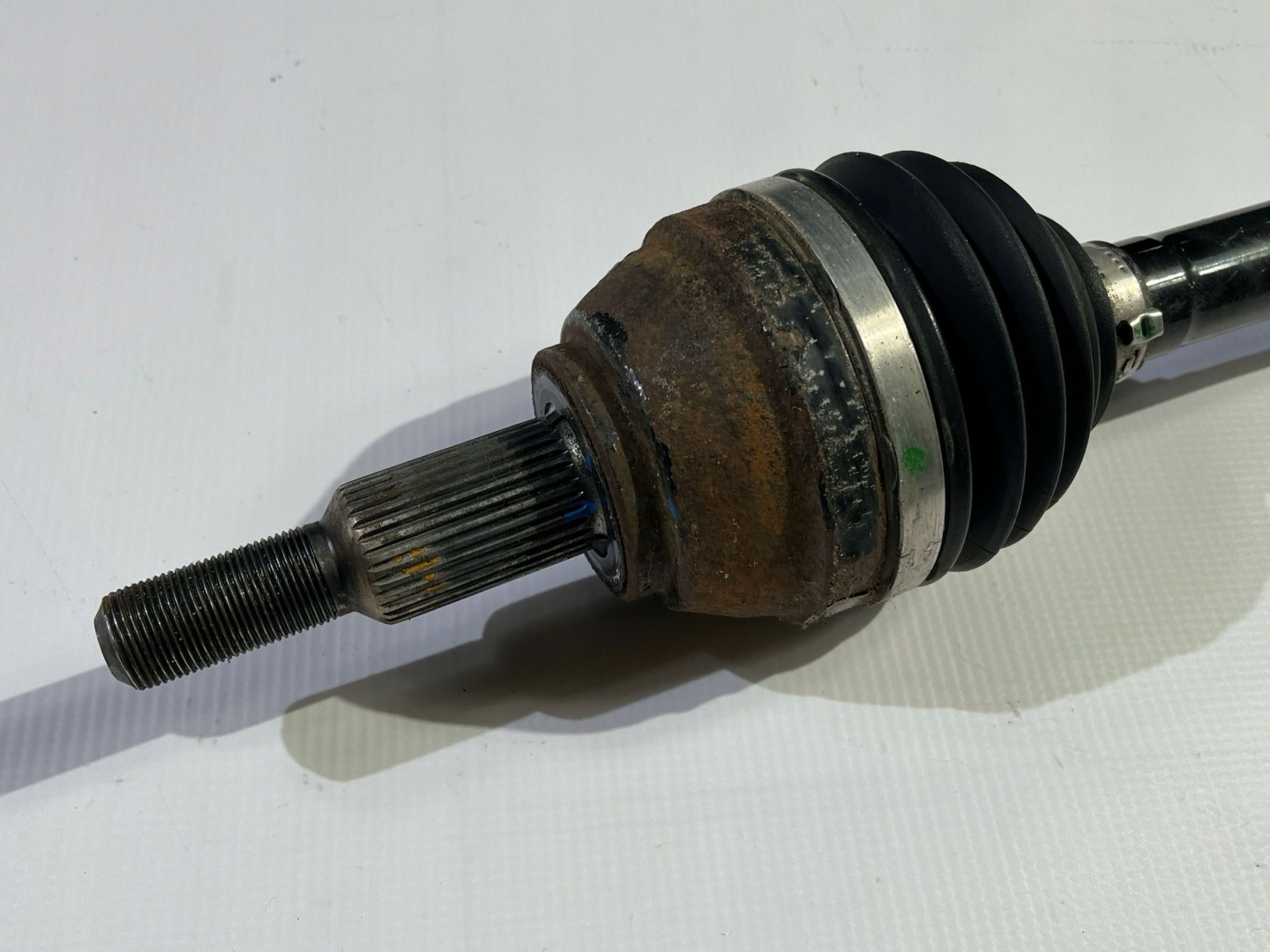 semi-axis front front left Chrysler Pacifica 2020-2026