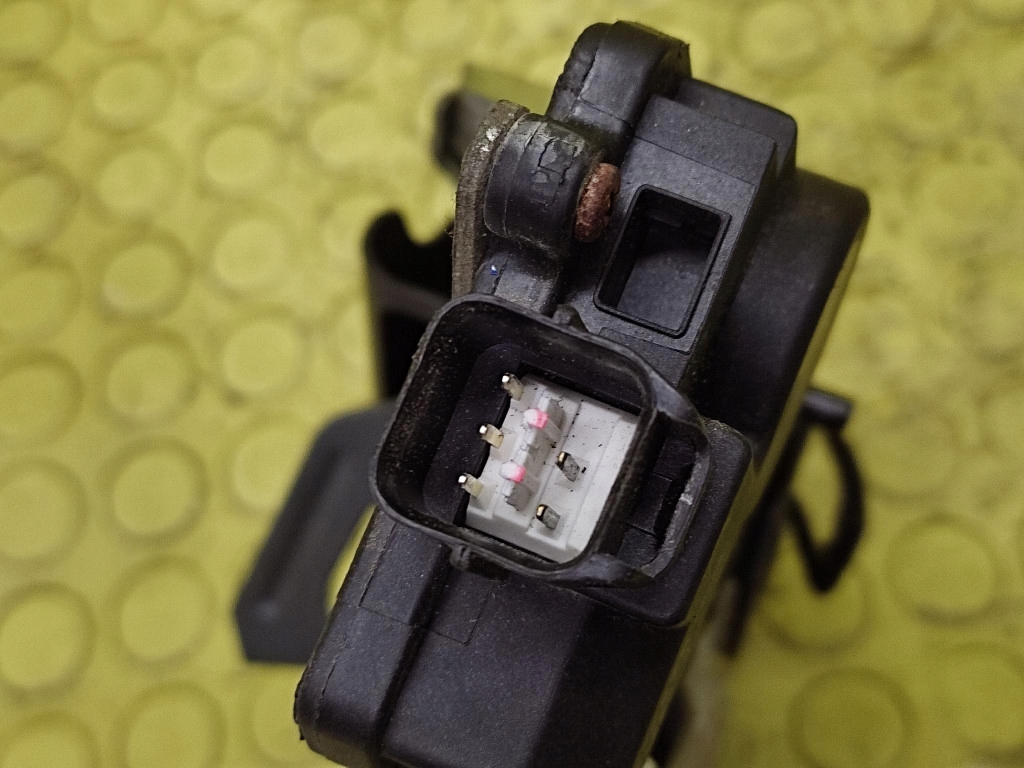 HYUNDAI TUCSON lock door left rear part
