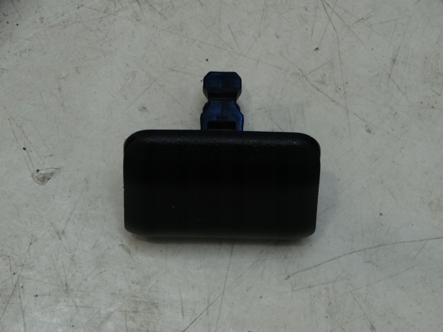 cup holder POKRYWY boot CITROEN C4 III 2020R.