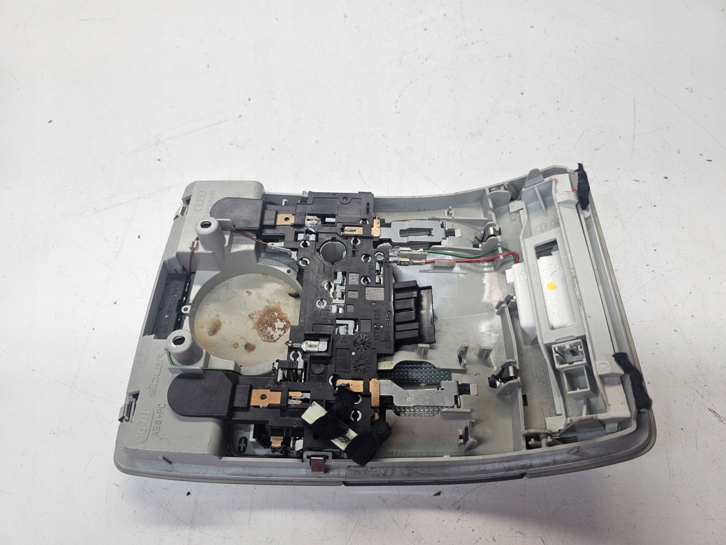 light OSWIETLENIE cabs AUDI A4 B6 B7 8E0947135N EC3