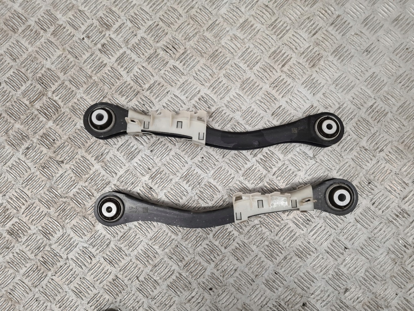 Querlenker heck BMW G05 G06 G07 rechts links 6878029 6878030