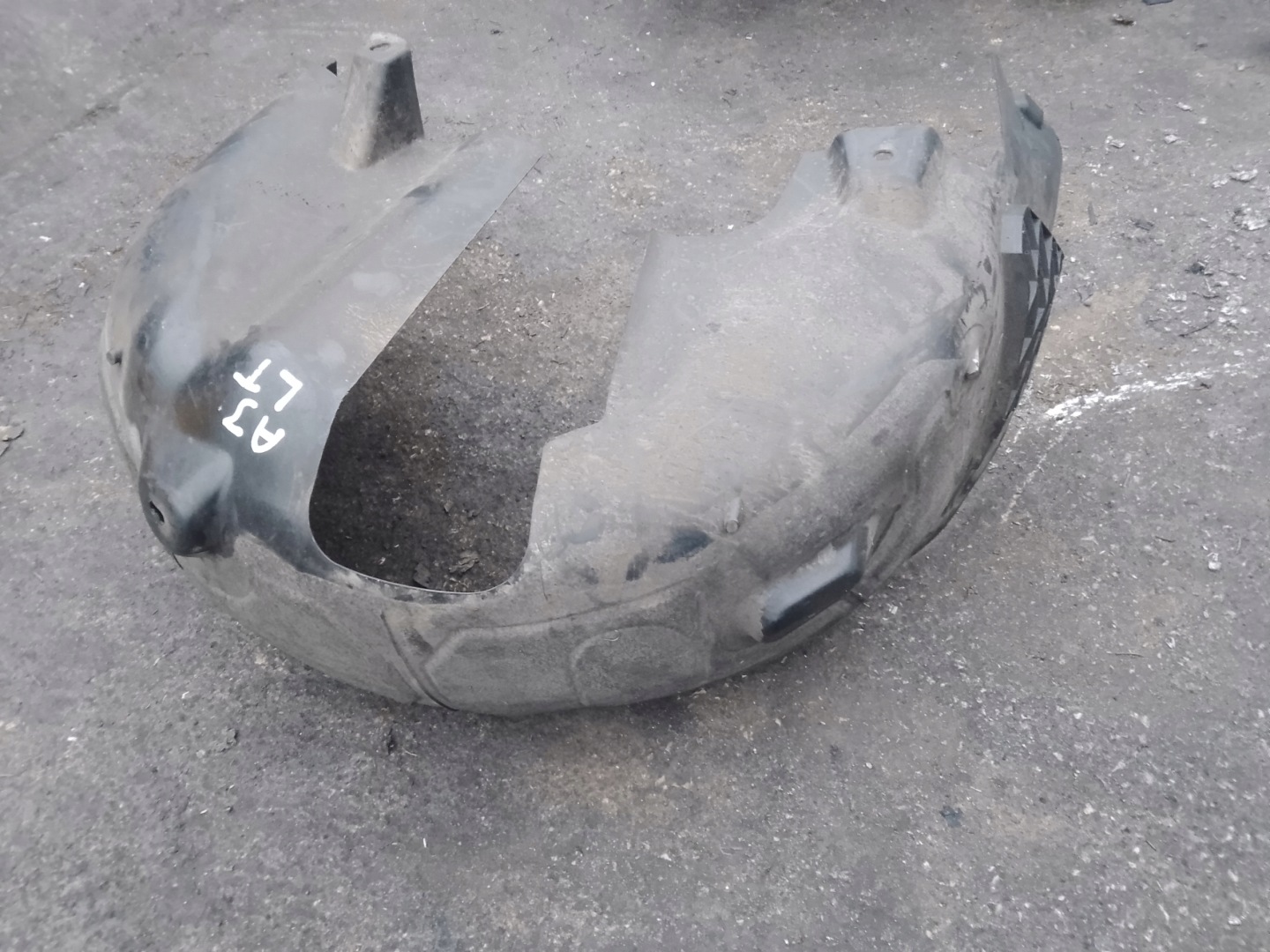 mudguard left rear part OPEL ASTRA J KOMBI 13271360