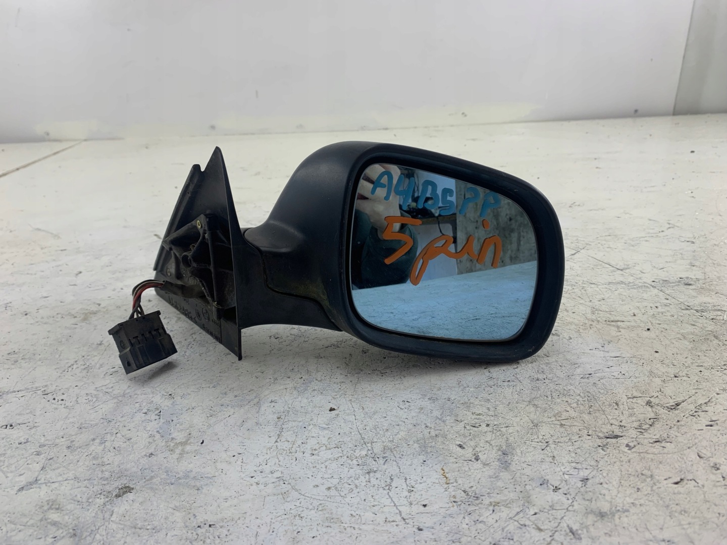 AUDI A4 B5 mirror right 5 PIN black,