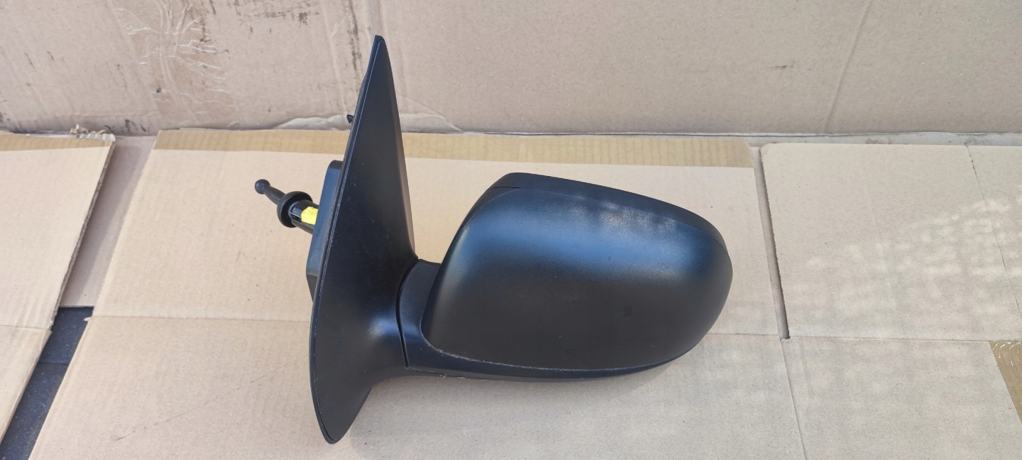 HYUNDAI I20 and LIFT 12-14r. mirror left manually
