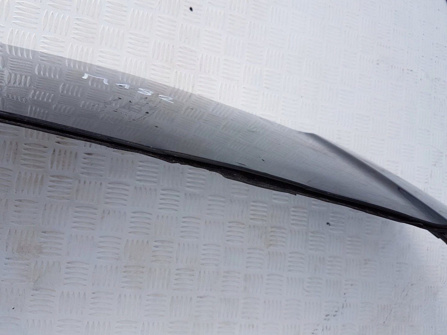 parasole spoiler lotka Mercedes GLA 156