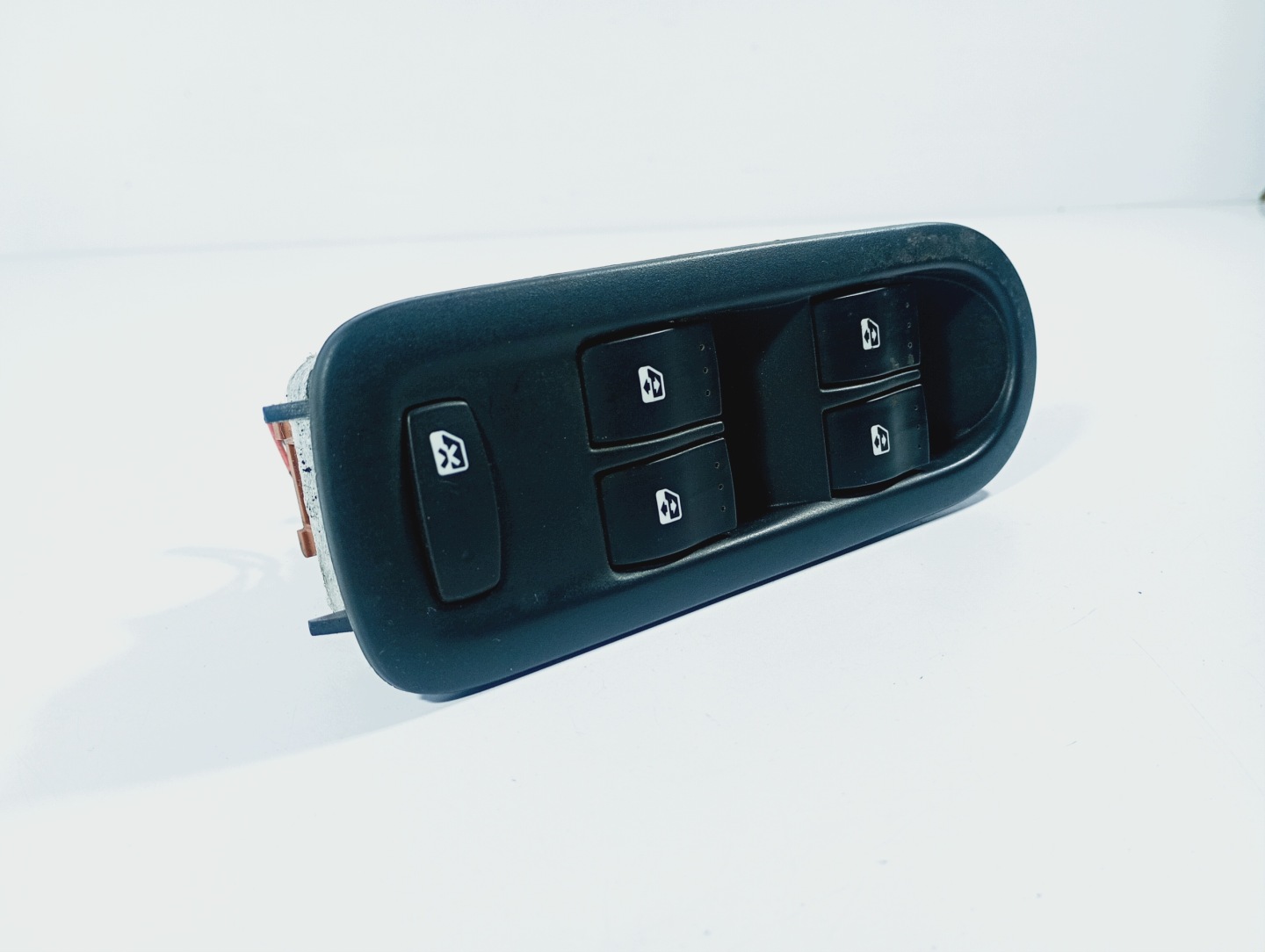 interrupteur panel vitre gauche avant OE 156018070 RENAULT Megane 2 II 06-08