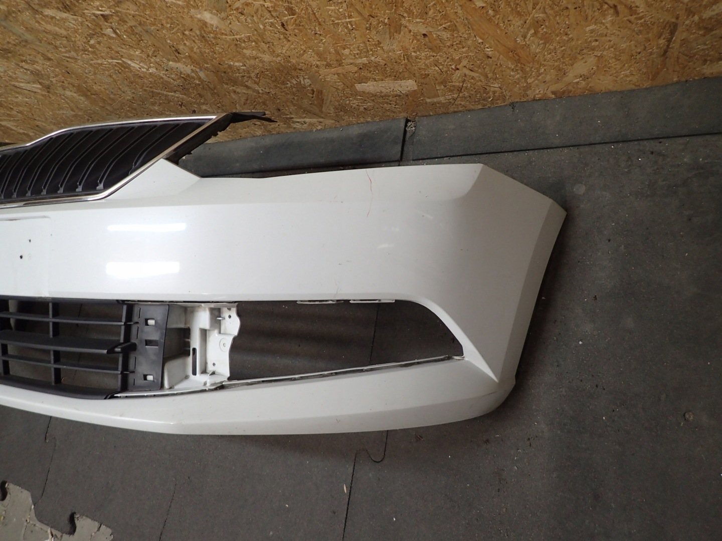 bumper front SKODA FABIA III 3