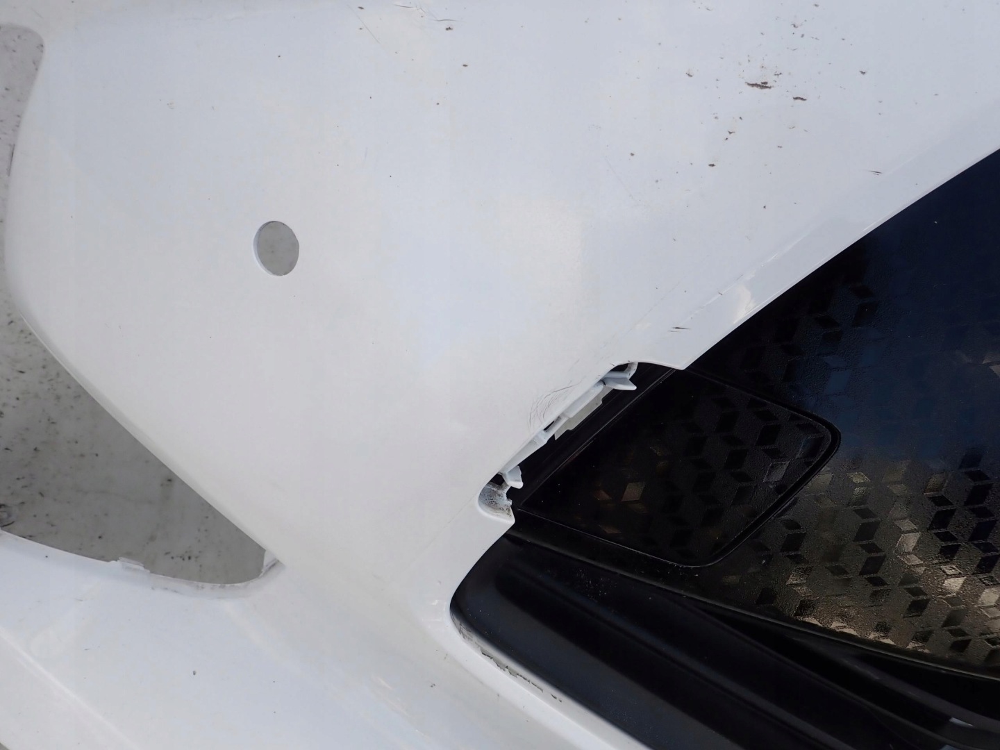 TOYOTA YARIS IV 4 19- bumper front front PDC