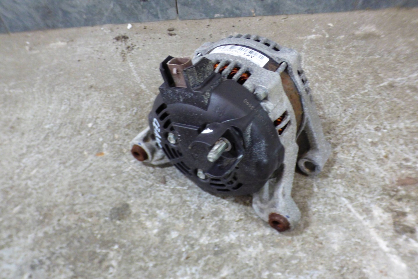 Opel Corsa E 1.4 B alternator 13585664 st.BDB