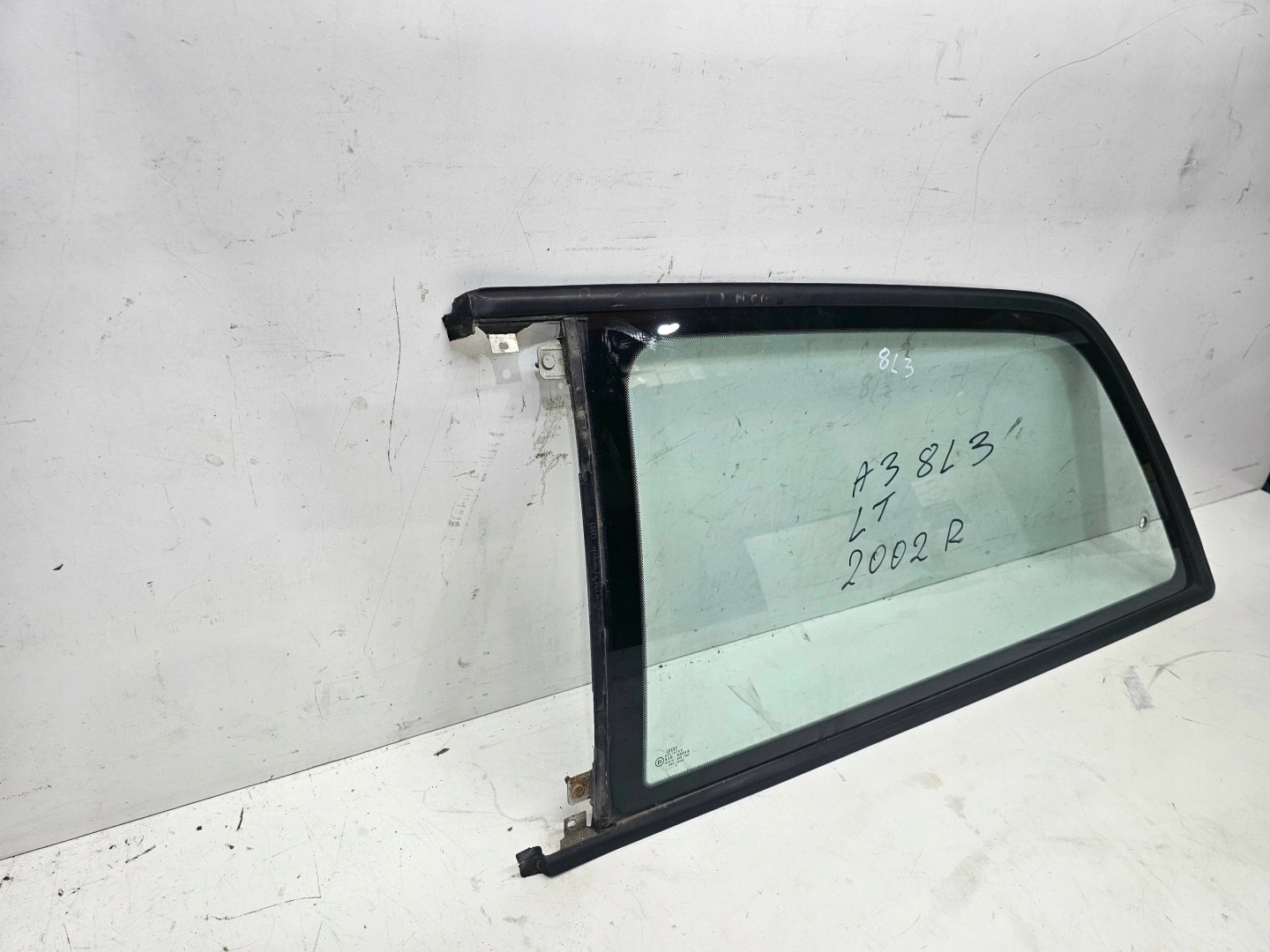window bodywork left rear part AUDI A3 8L 2002 ROK 8L3847099