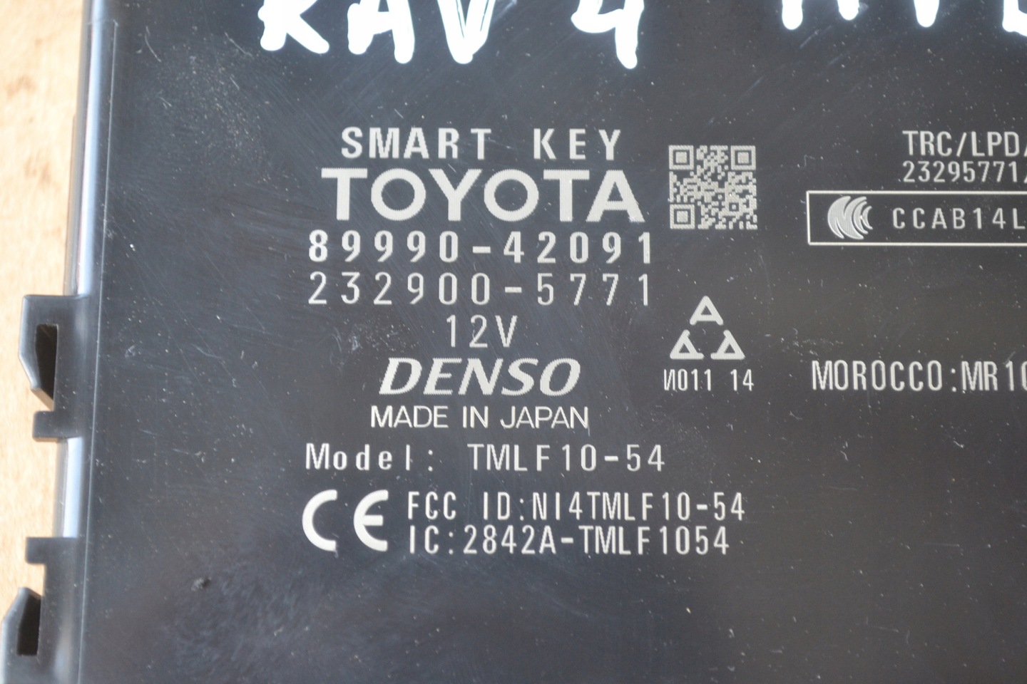 RAV 4 IV module control unit SMART KEY 89990-42091 18R