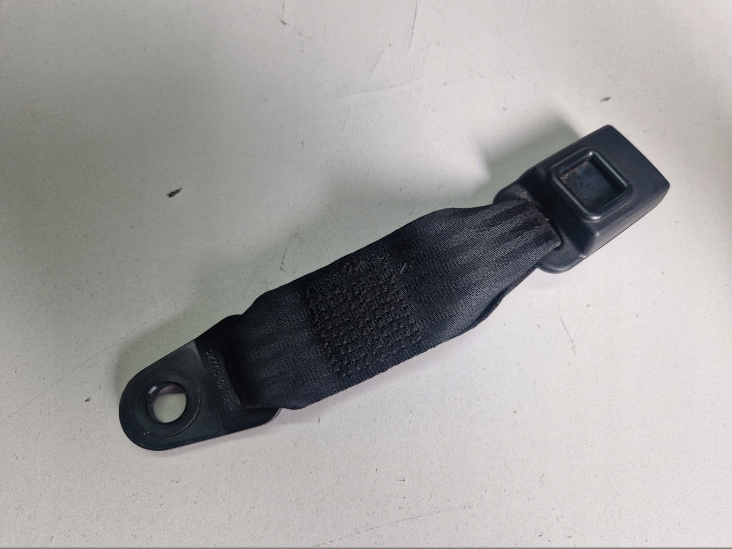 FORD C-MAX MK1 Fixation arbre ceintures sécurité KANAPY Arrière 3M51R60044CD
