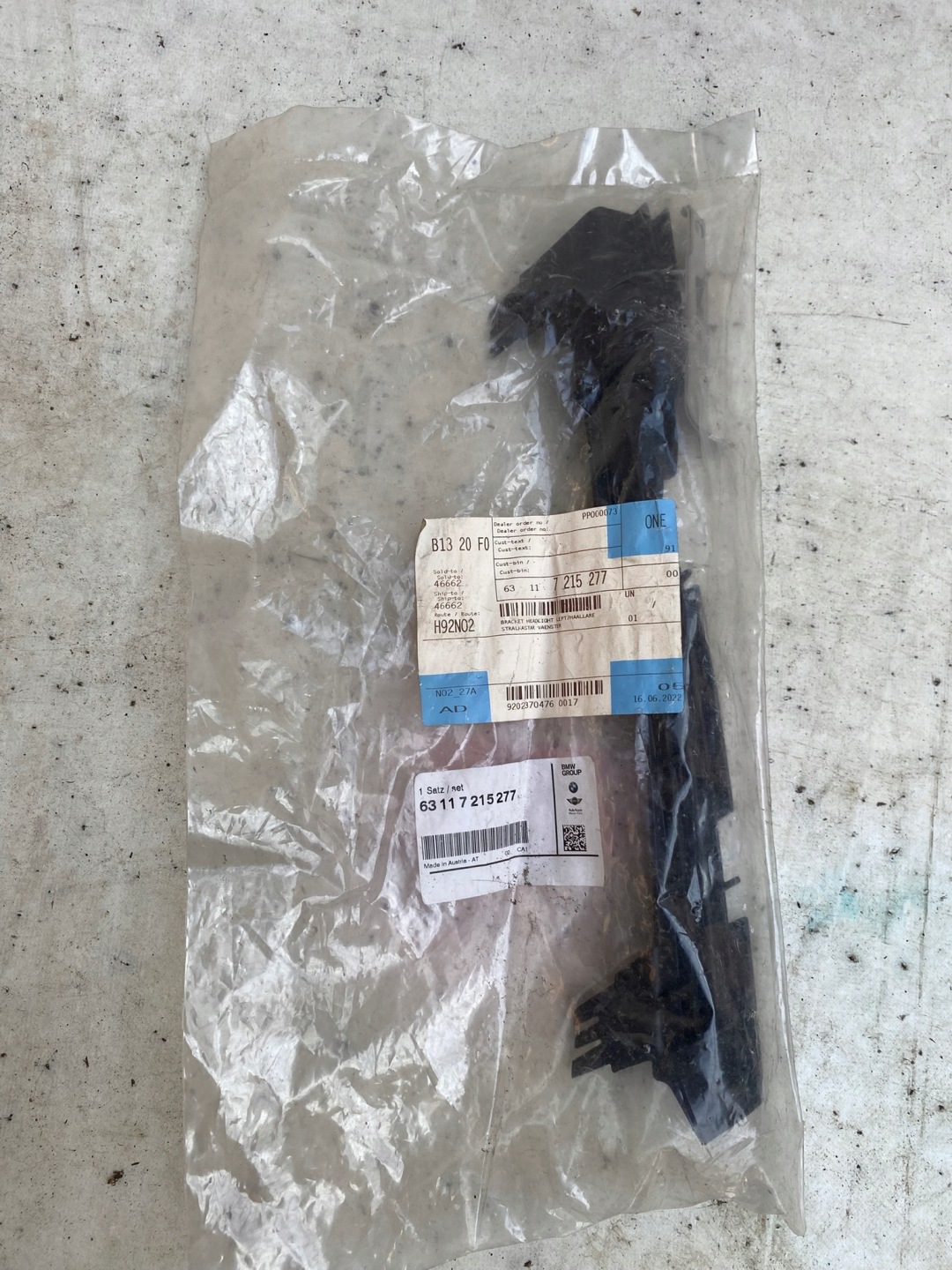 BMW 5 G30 bracket support BLASZKI REFLEKTORA 7215277