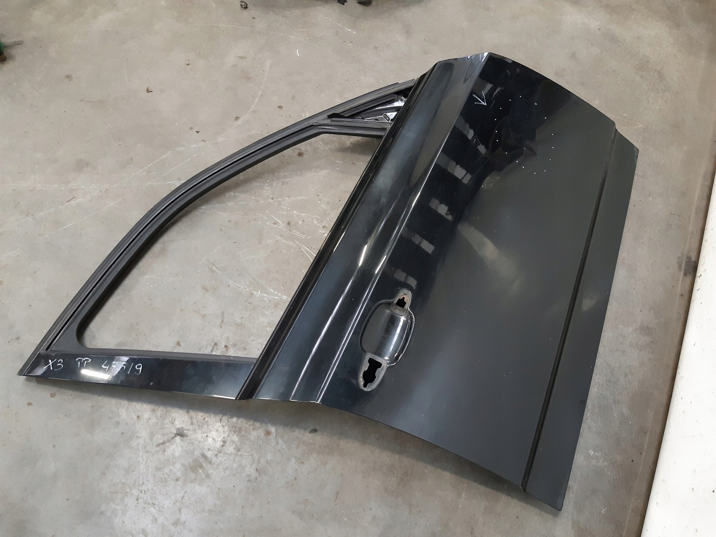 dveře pravý předek 475/9 BMW X3 E83