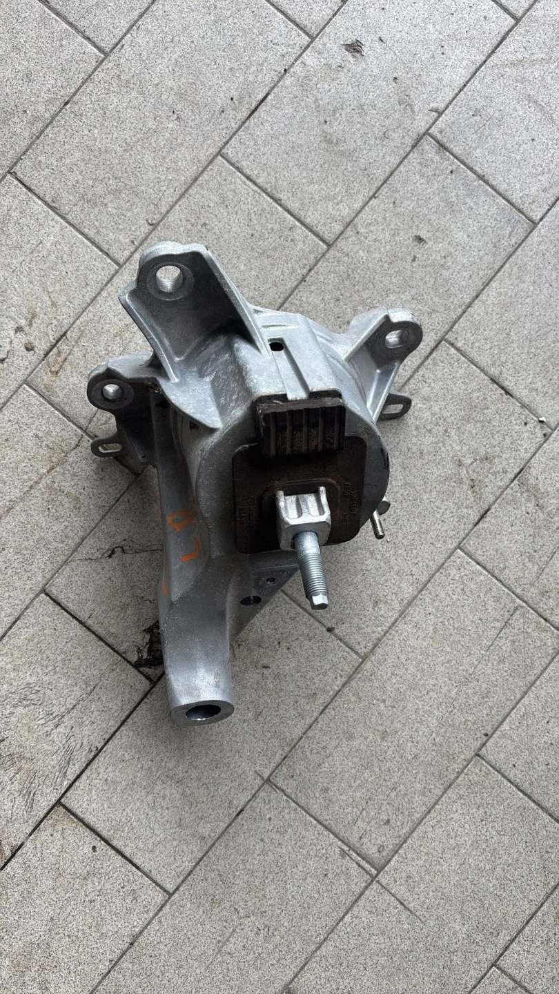holder engine mount Mazda CX-60 CX60 KR9P502