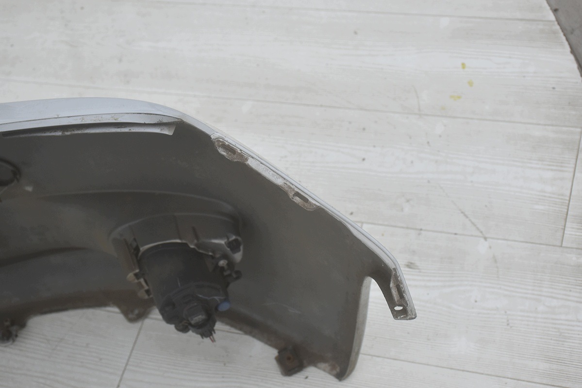Frontstoßstange * vorne TOYOTA YARIS II 1E7