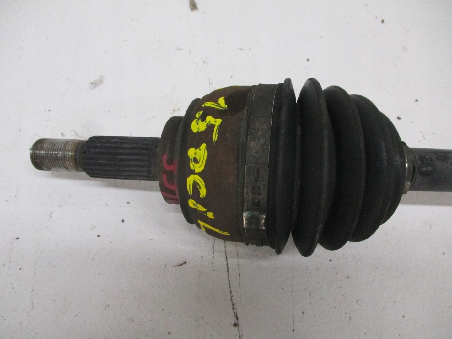 semi-axis left NISSAN MICRA K14 1,5DCI 391015FD0A