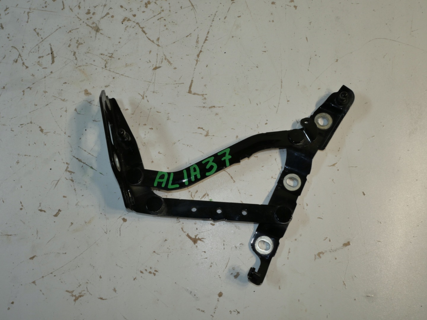 hinge telescope bonnet right 8F0827302B AUDI A5