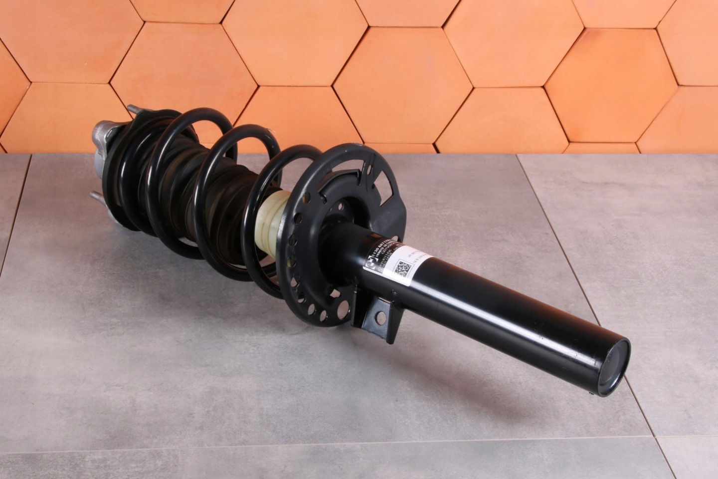 BMW X3 G01 G01 LCI 30eX B46X B48X shock absorber right front front 6871792