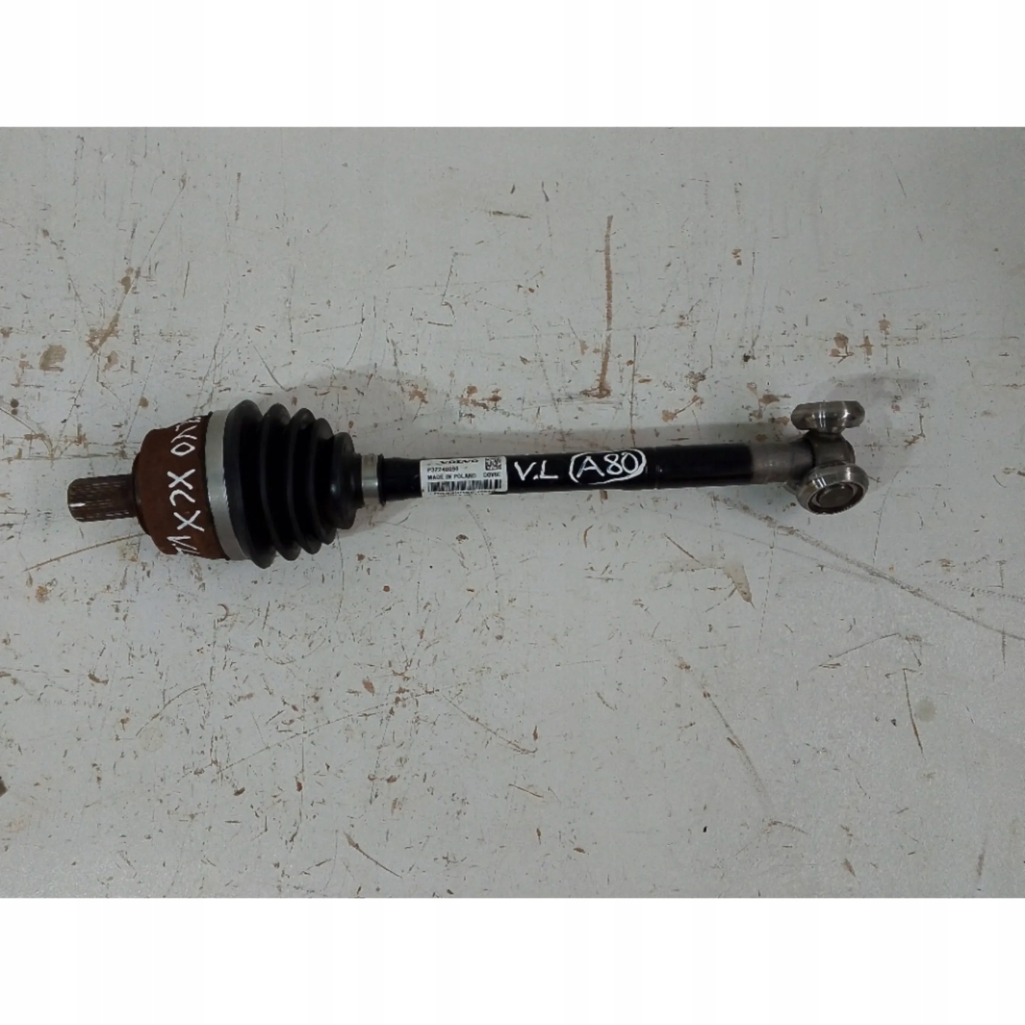 Volvo XC40 semi-axis P32240098
