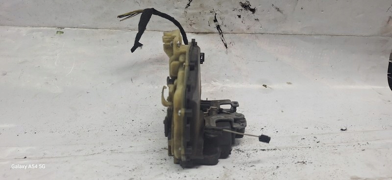lock door VW POLO 05- right front C3B1837016CB