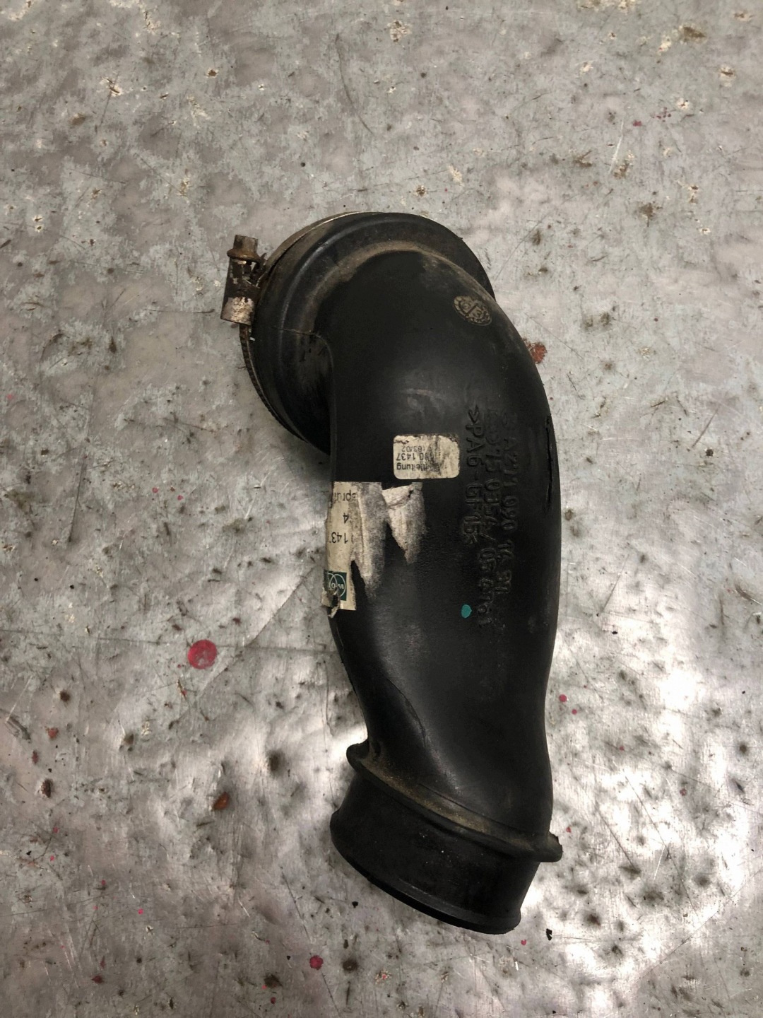 pipe air hose MERCEDES W203 A2710901437