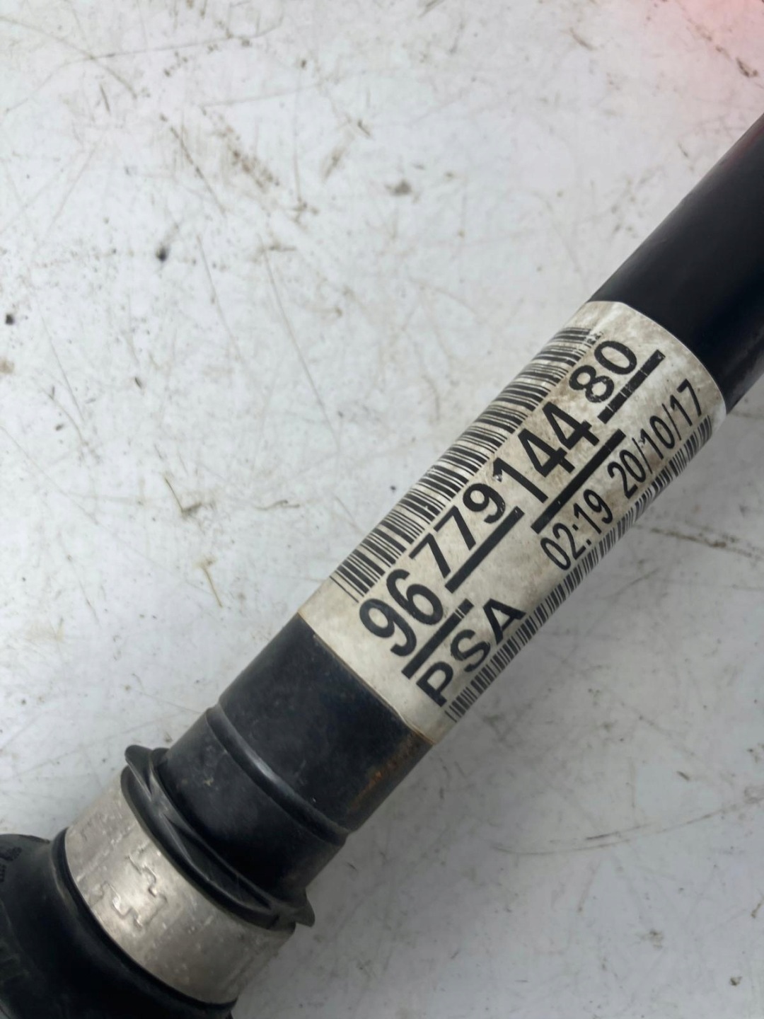 semi-axis left PEUGEOT 308 T9 1.2 THP AUTOMAT 9677914480