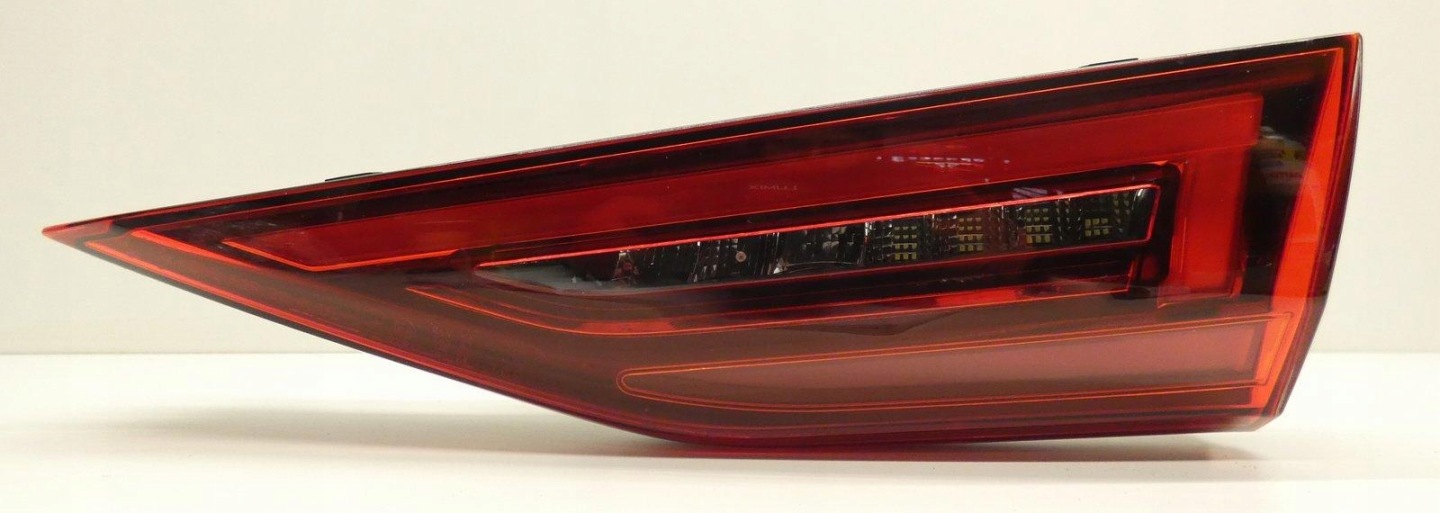 AUDI A3 8Y0945308 2020- light rear part rear right LED
