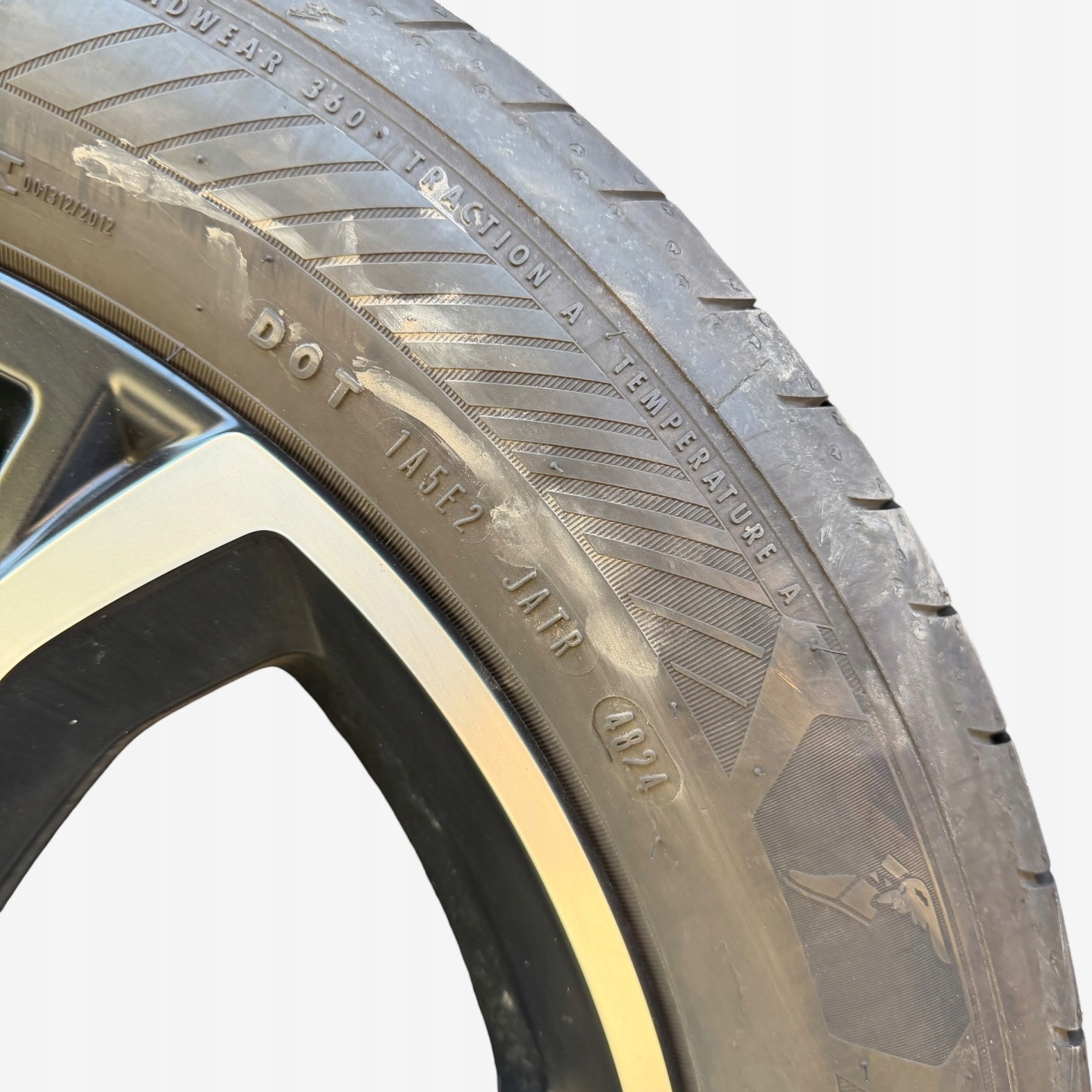 discs wheels tyres JEEP AVENGER GOODYEAR 215/55/18" 6MM summer