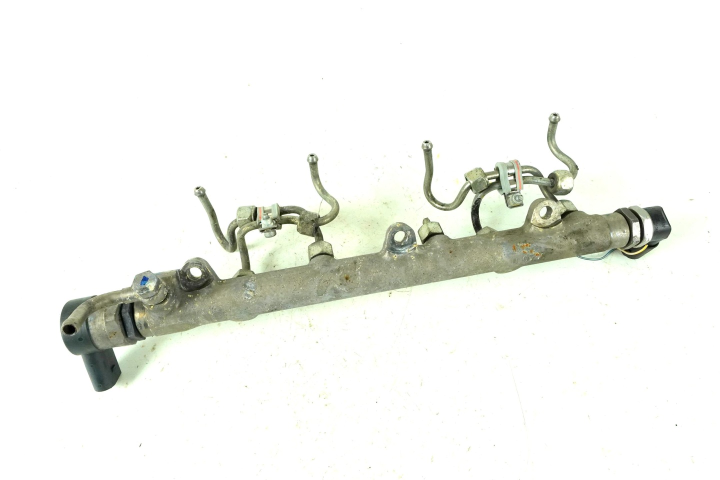 capteur rampe injection carburant BMW 5 E60 E61 3 E90 2.0D 0445214030 7787164