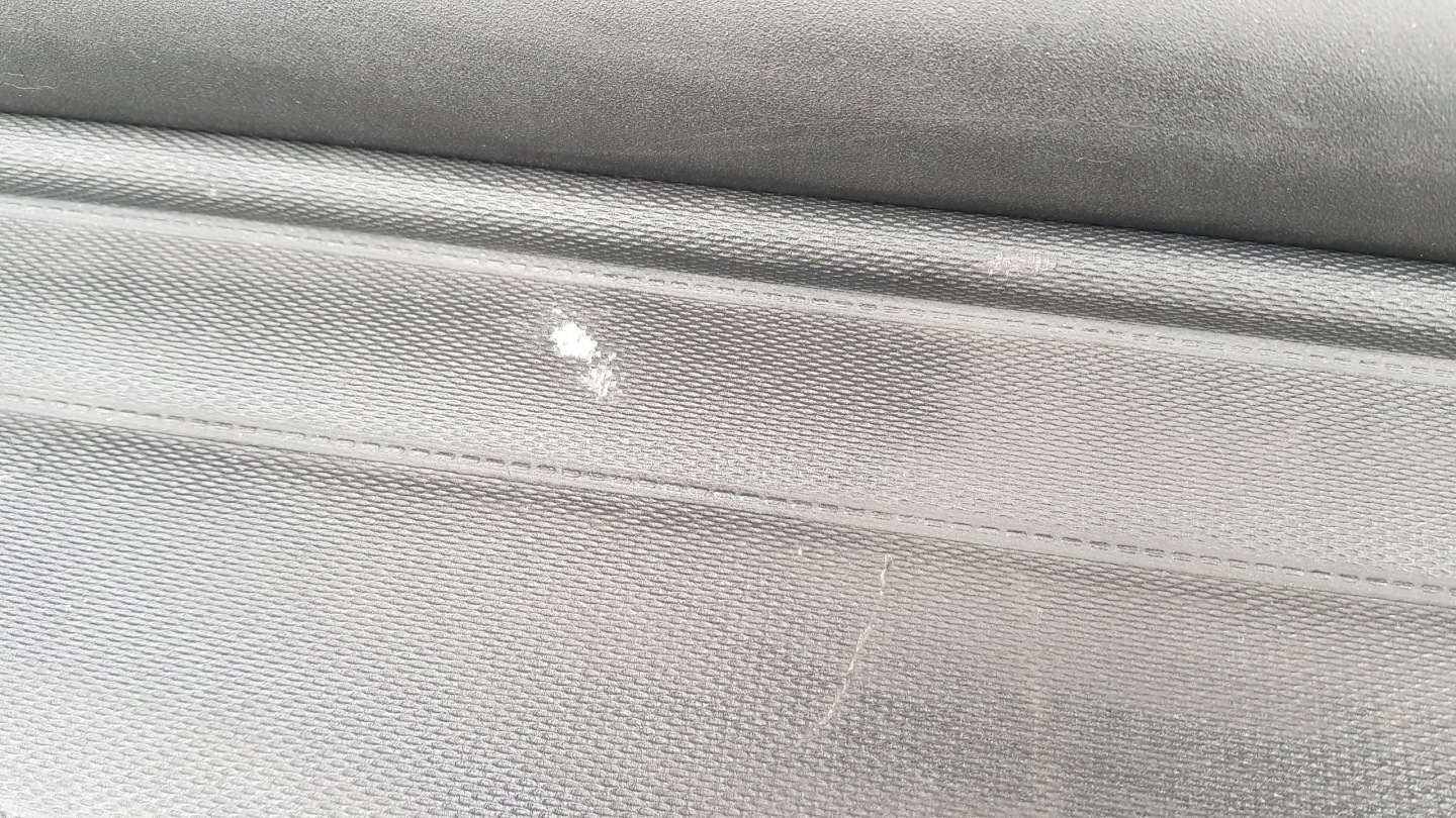 BMW E39 blinds net boot 8236357