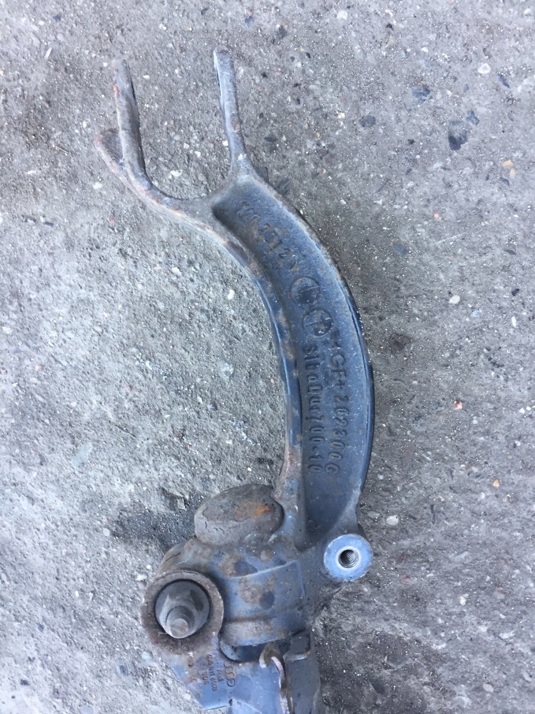AUDI A6 C7 shock absorber right front 4G0413031N