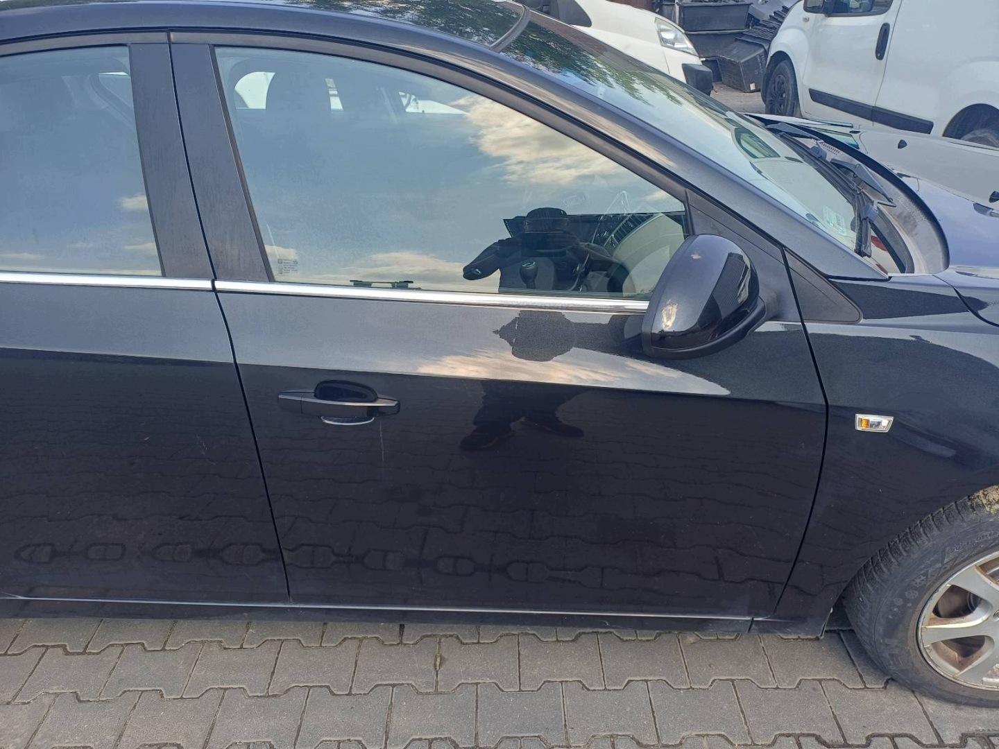 door complete right front CHEVROLET CRUZE and GAR