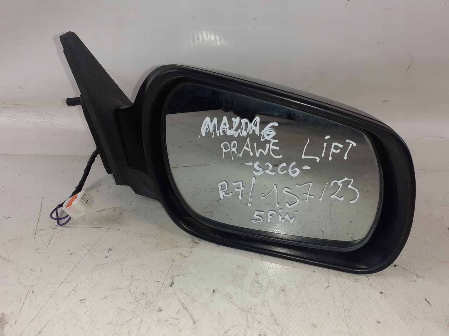 Mazda 6 and FL mirror right electrics 5pin