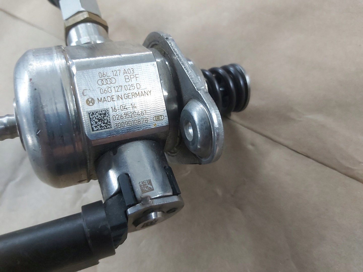 feed pump 06G127025D AUDI A4 A5 2.0TFSI BDB!!
