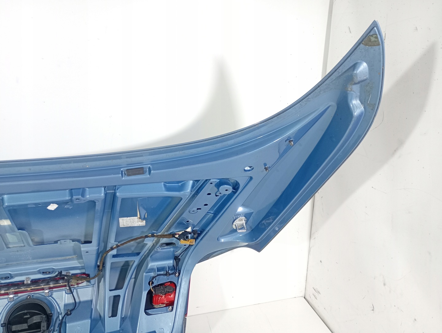 VW EOS 05-15 KLAP rear rear part boot kod lakieru LK5X