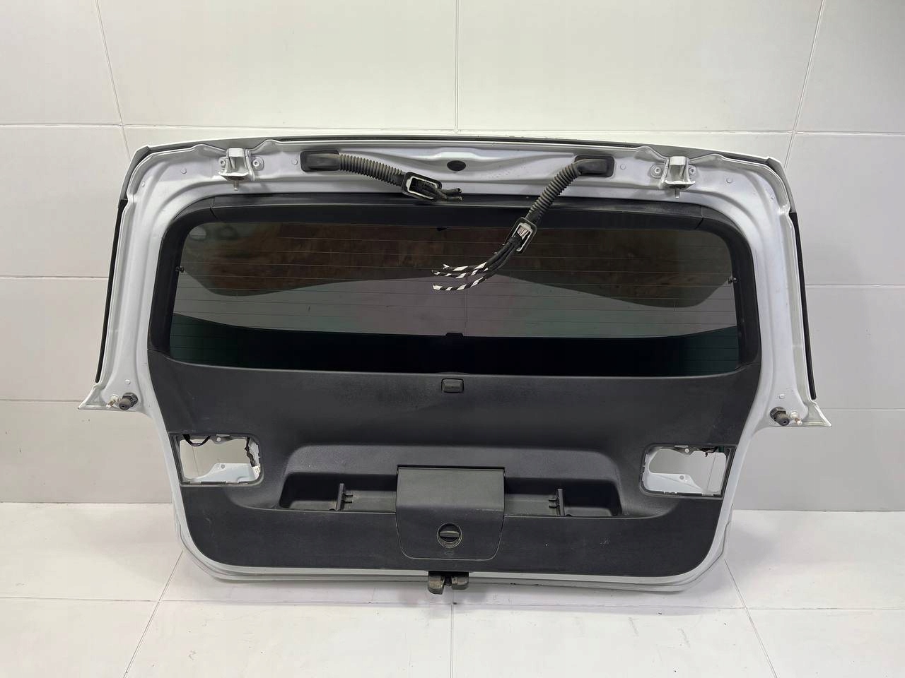 rear trunk door boot Volkswagen Golf 7 2015
