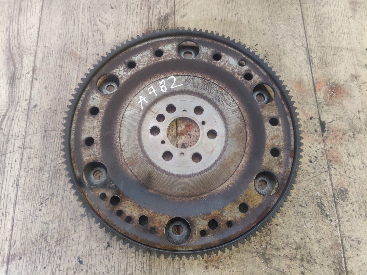 BMW 1 E87 2.0 N43B20 VOLANO USATO corona 7548102
