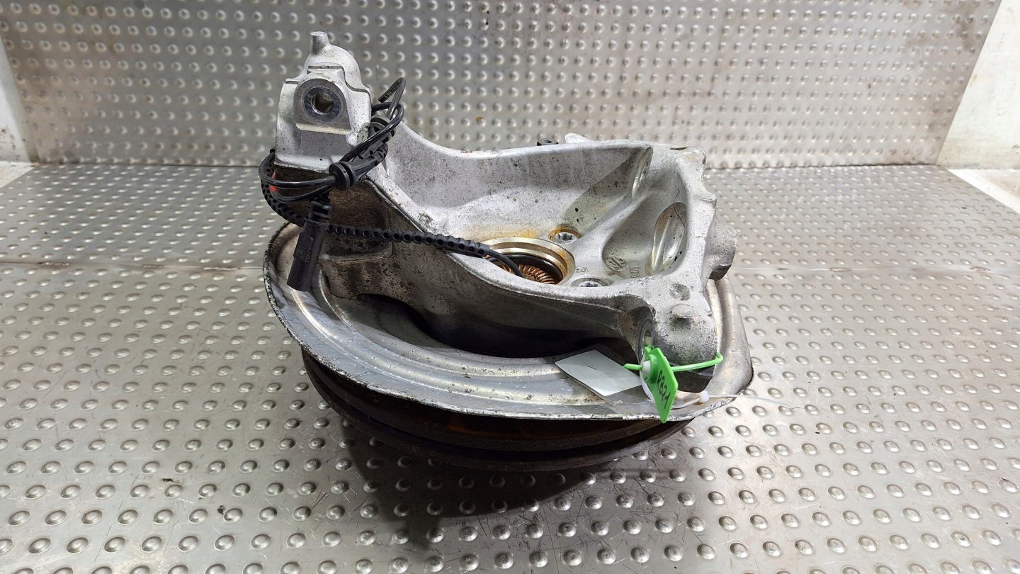 swing right front 621654-15 BMW G20 G22 X-DRIVE 2021
