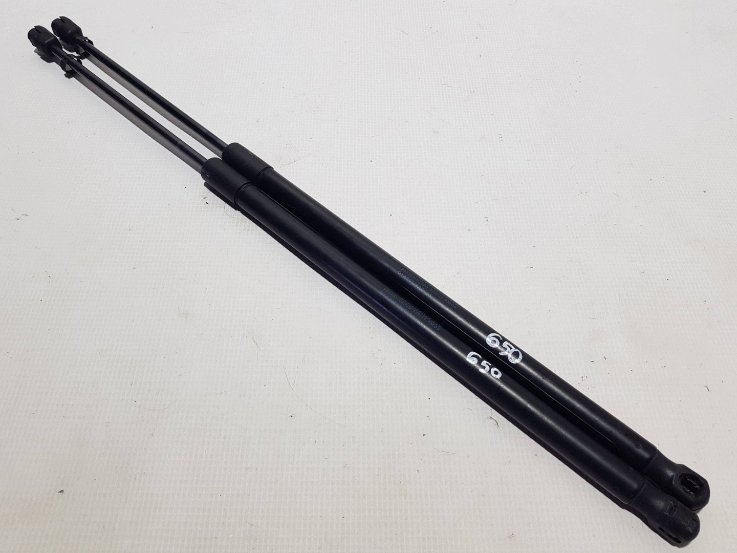 MERCEDES W207 SILOWNIKI bonnets KOMPLET 2079800764