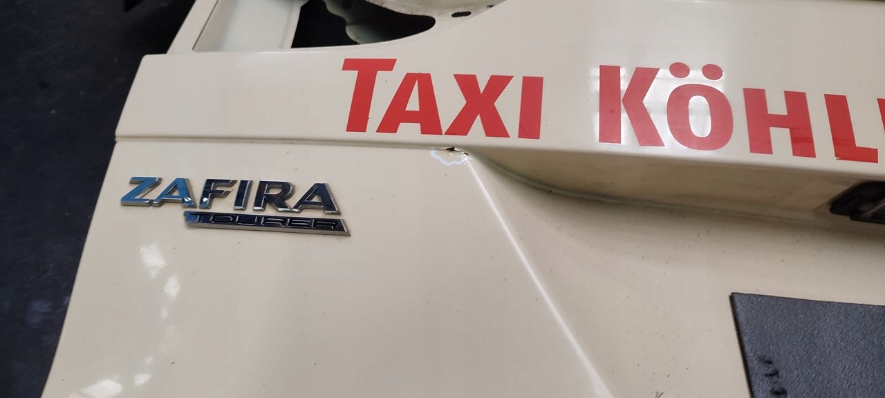 trunk door boot Opel Zafira C 611