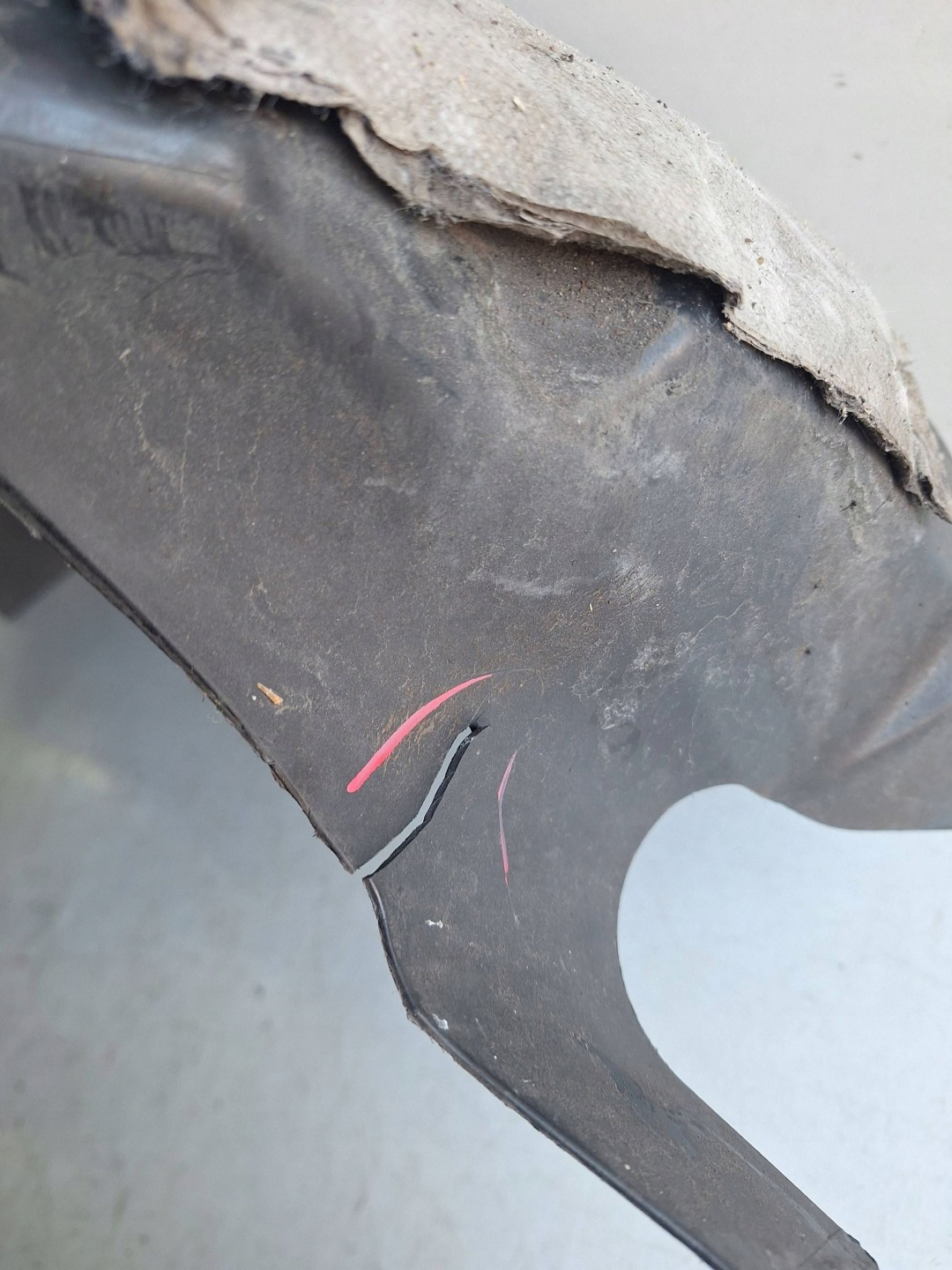 CITROEN C4 PICASSO II 13-16 mudguard front left