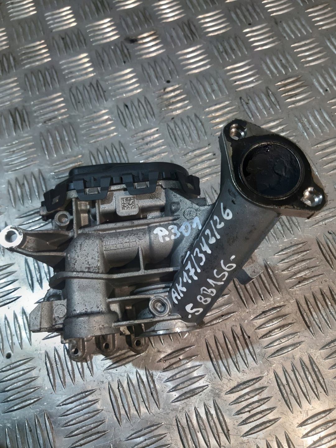 EGR valve PEUGEOT 301 1.6HDI