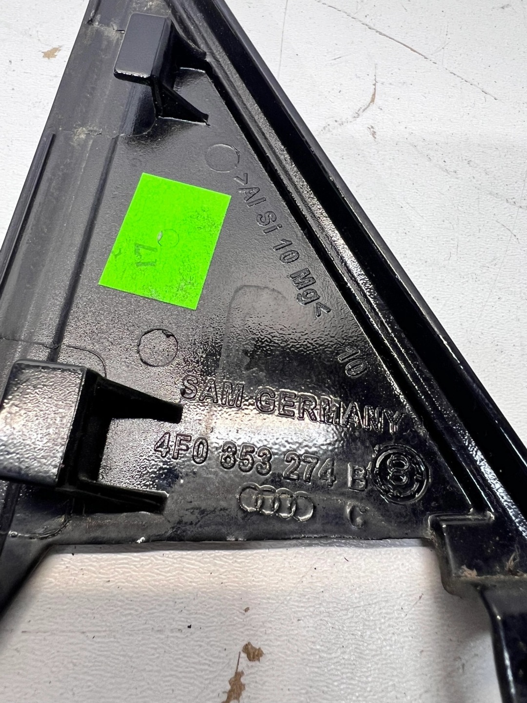 cap cover TROJKAT right rear part A6 C6 4F0853274B