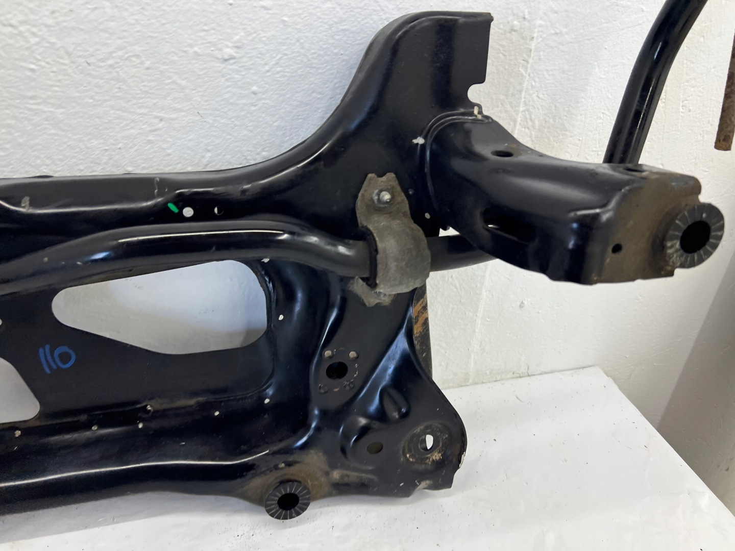 axle beam subframe TRAWERS front VW T-ROC 17- 3Q0199315D