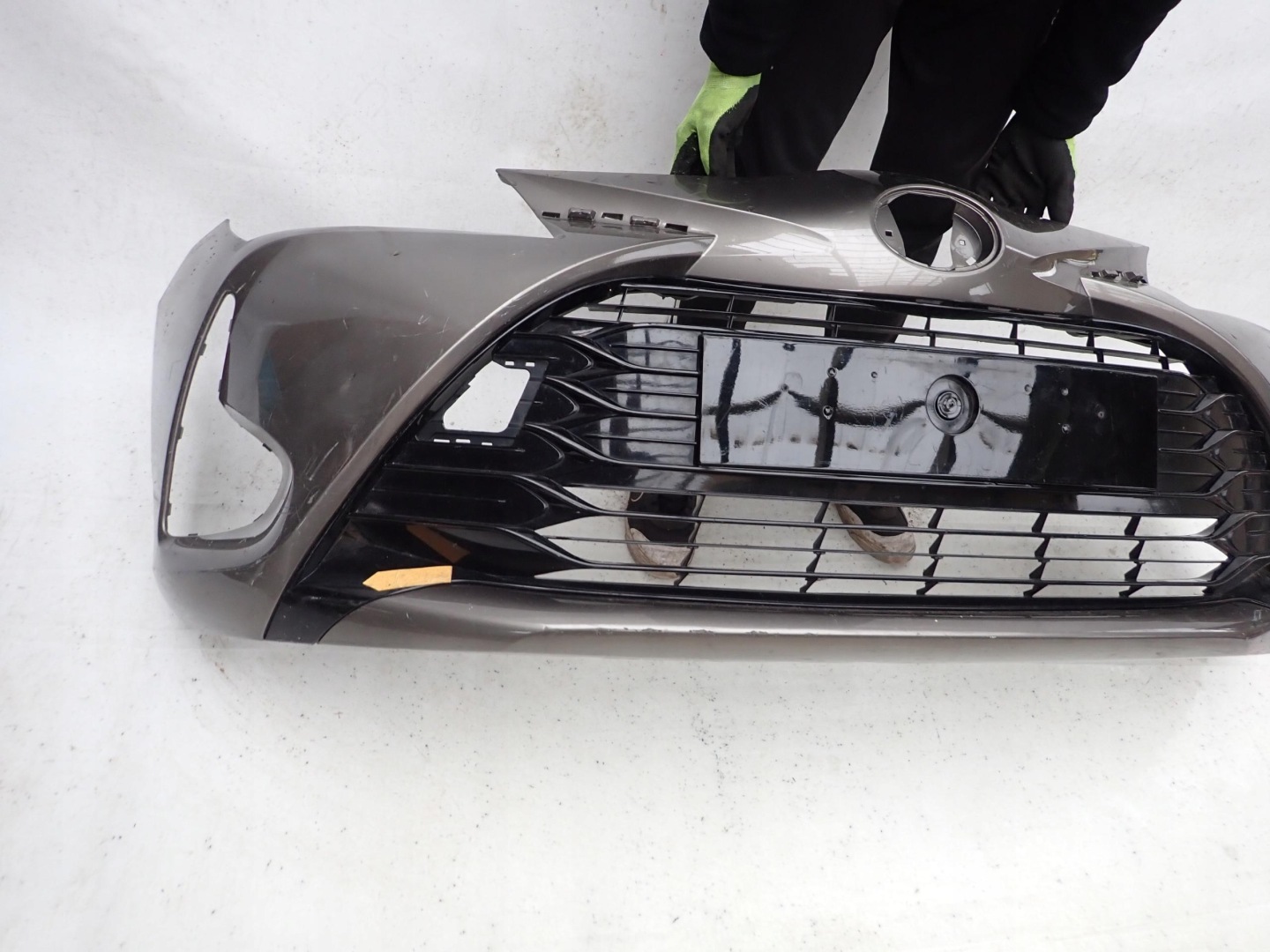 TOYOTA YARIS III LIFT 17-19 bumper front front